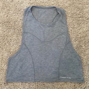 Stronger as One Lululemon x Barrys cropped tank - Grey, sz 6